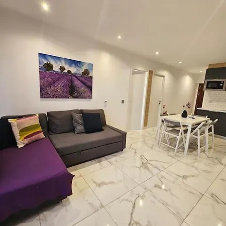 Vilanova Seven Apartment *