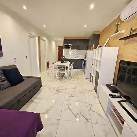 Vilanova Seven Apartment